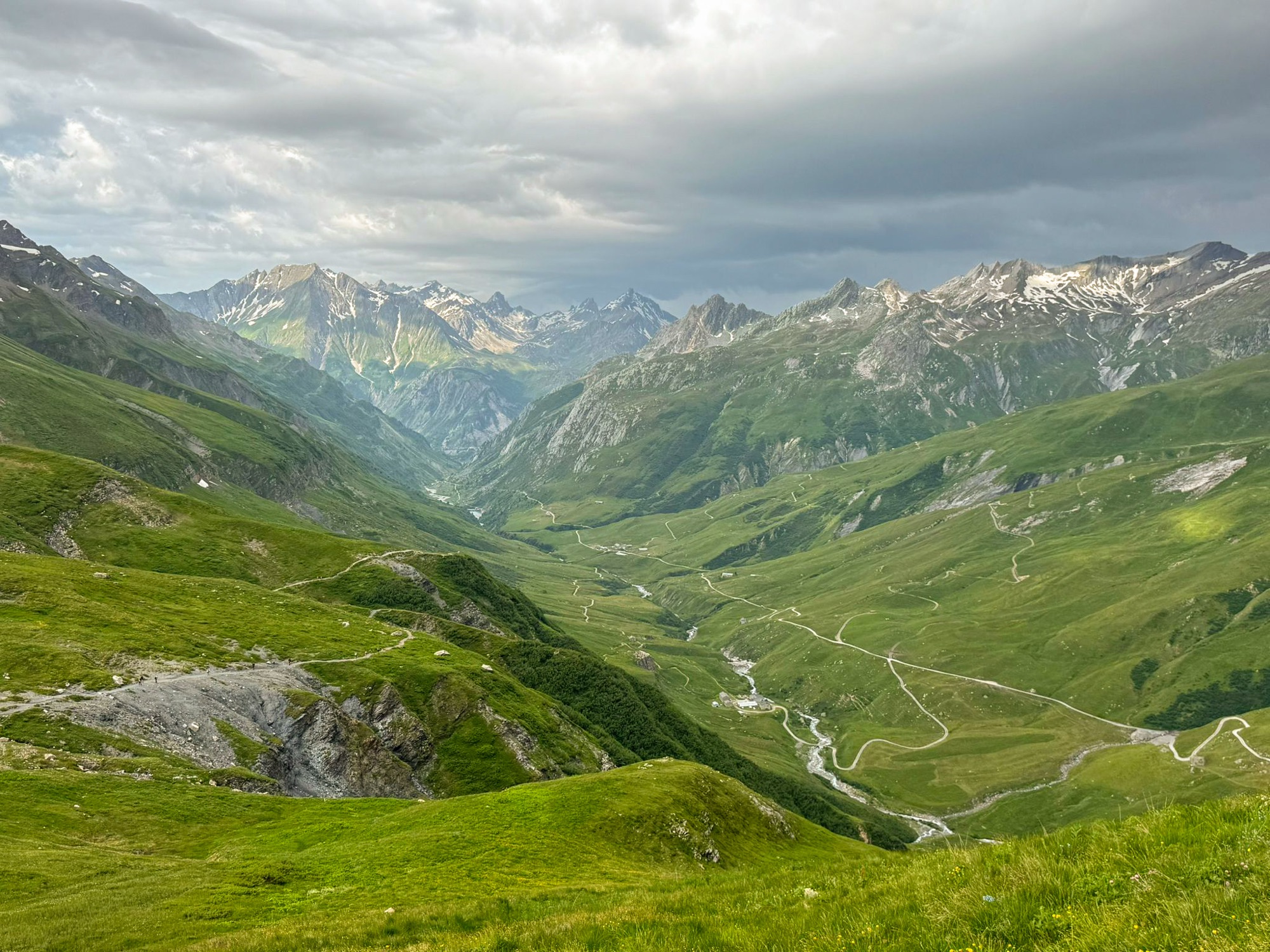 f6171e38-5a73-4dd9-b95e-e7803ad61934.jpg